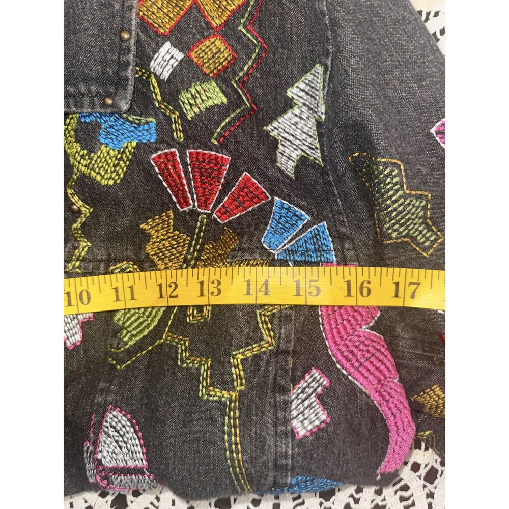 Vintage Y2k 90s Era Multiples Embroidered Denim Jacket - Picture 8 of 8